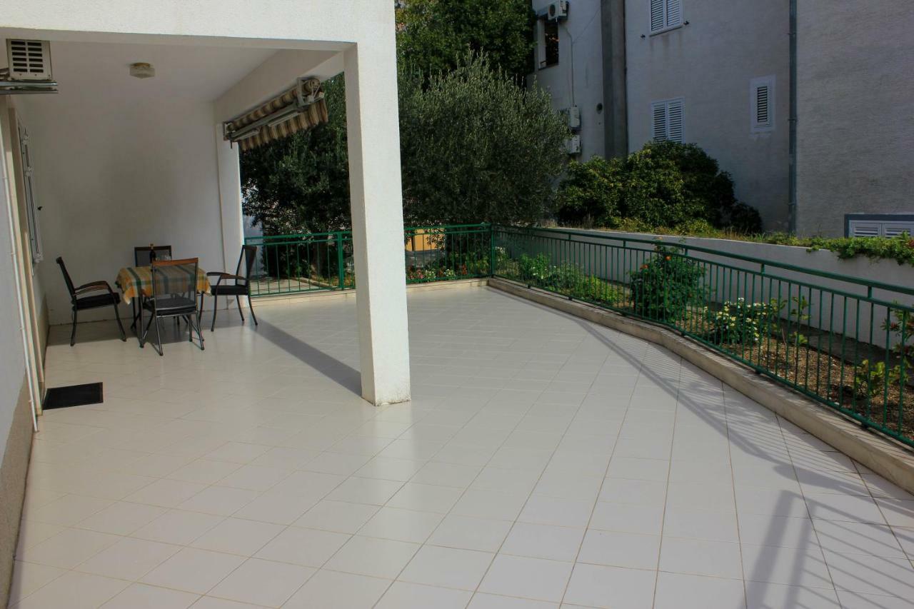 Apartments Pino Makarska Exterior foto
