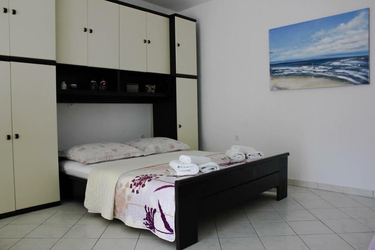 Apartments Pino Makarska Exterior foto
